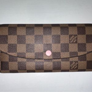 Louis Vuitton Emilie Wallet